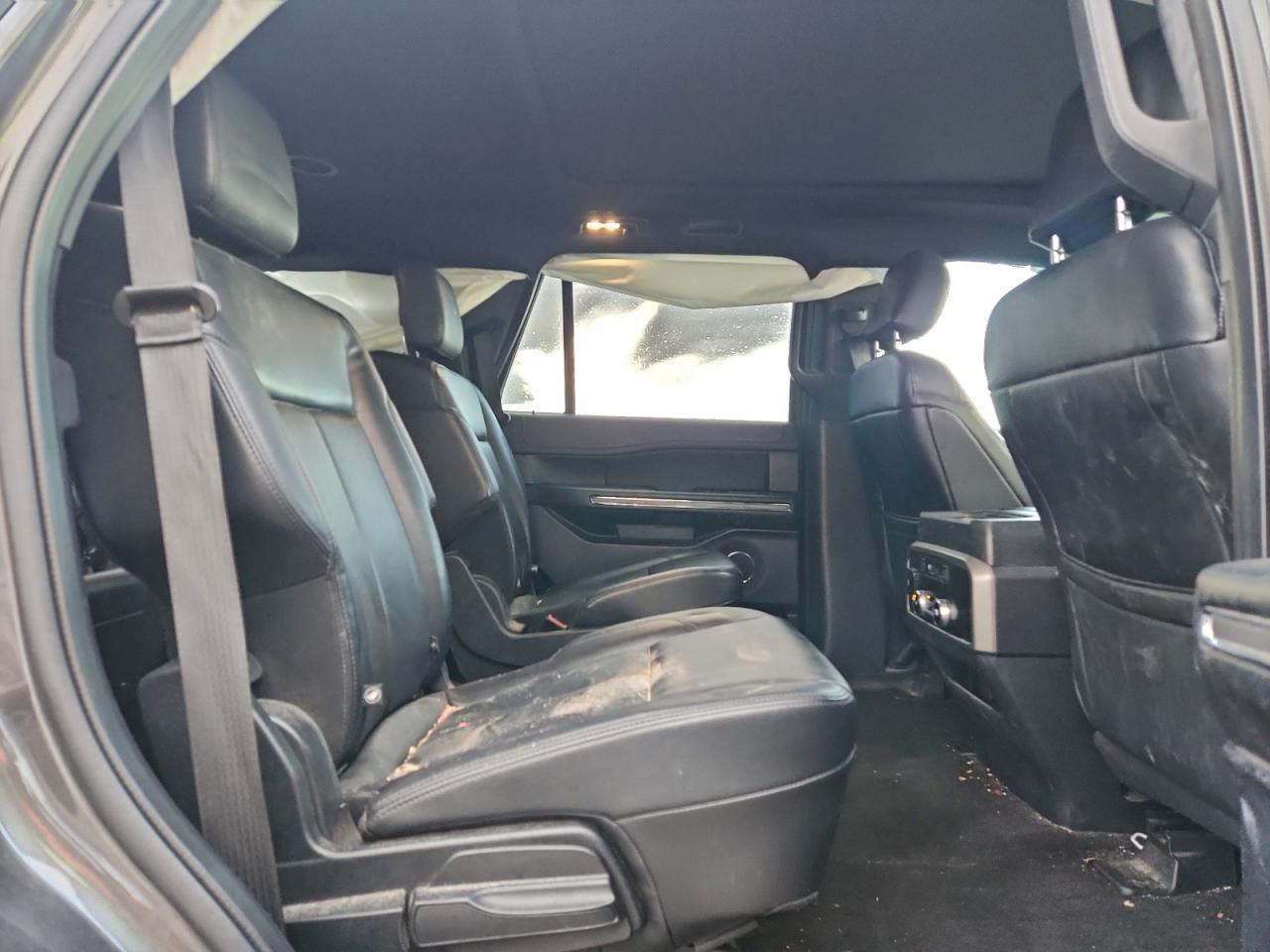 2019 FORD EXPEDITION XLT photo 10
