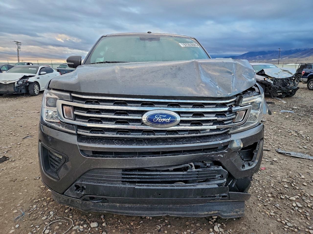 2019 FORD EXPEDITION XLT photo 5