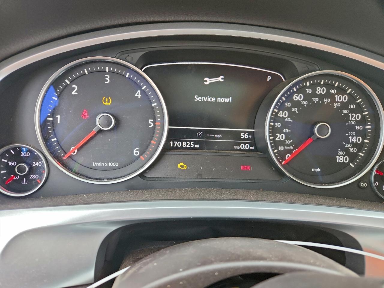 2011 VOLKSWAGEN TOUAREG V6 TDI photo 17