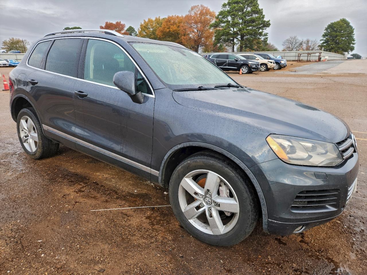 2011 VOLKSWAGEN TOUAREG V6 TDI photo 7