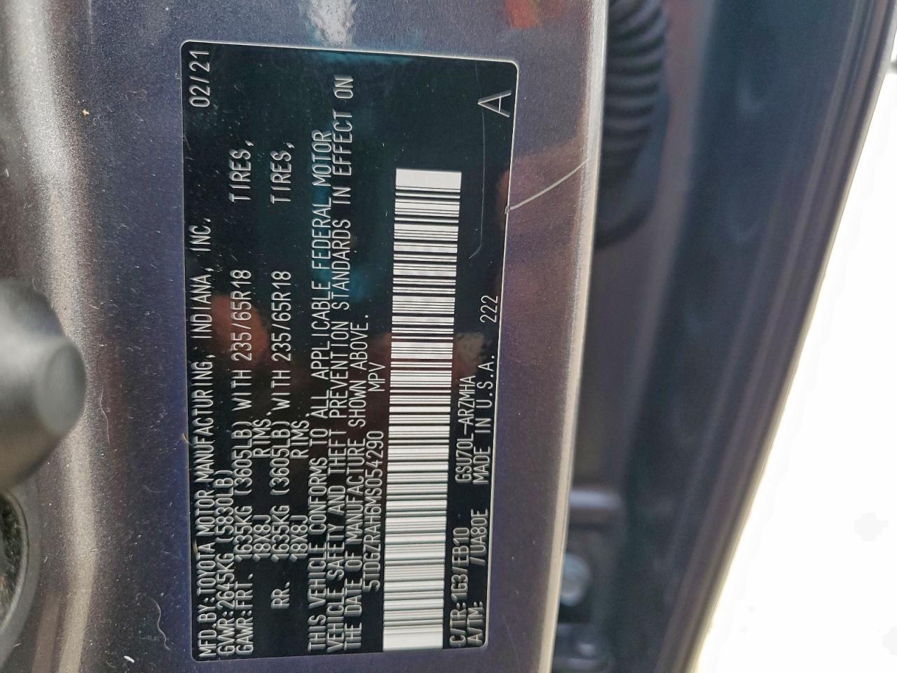 2021 TOYOTA HIGHLANDER XLE photo 25