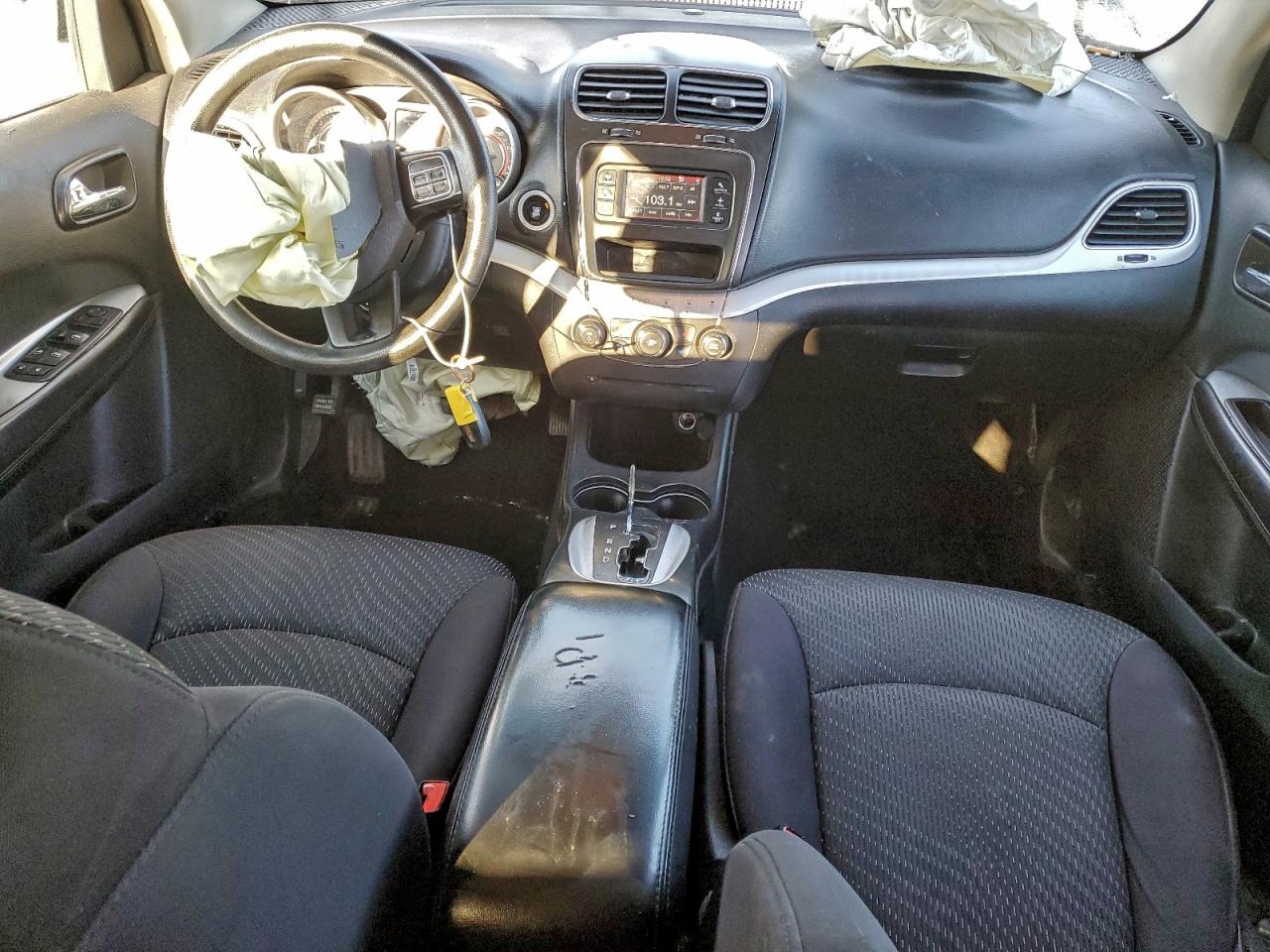 2014 DODGE JOURNEY SXT photo 8