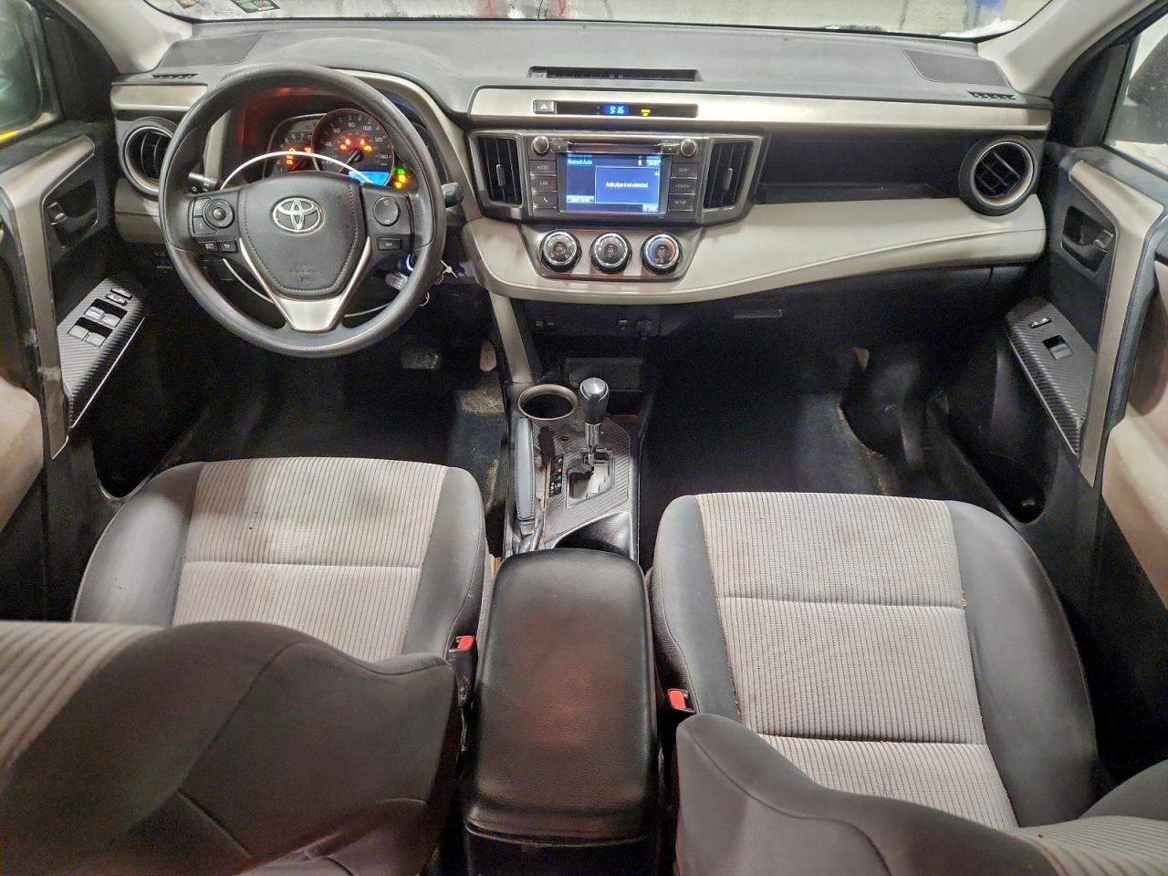2015 TOYOTA RAV4 LE photo 22