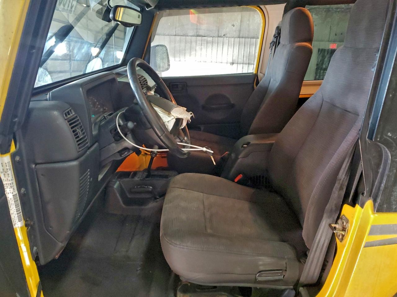 2004 JEEP WRANGLER / TJ SPORT photo 13