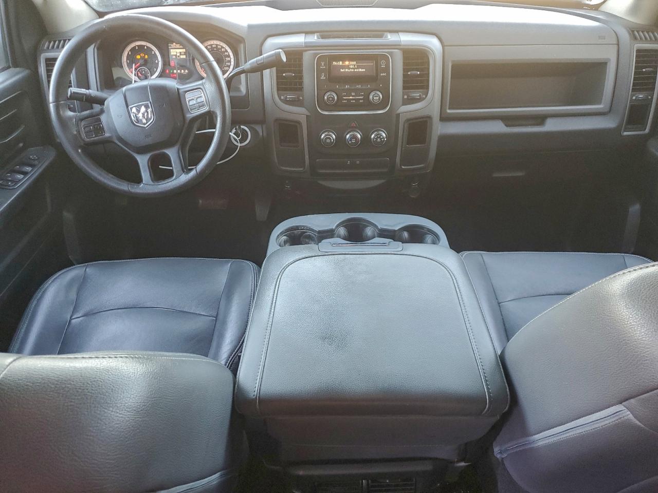 2014 RAM 1500 ST photo 22