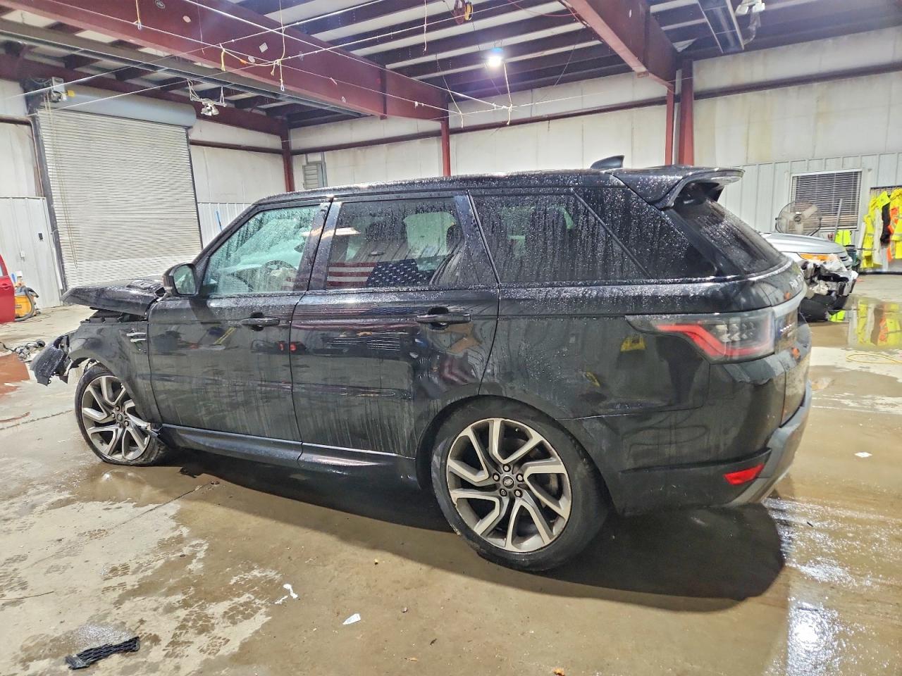 2019 LAND ROVER RANGE ROVER SPORT HSE photo 4