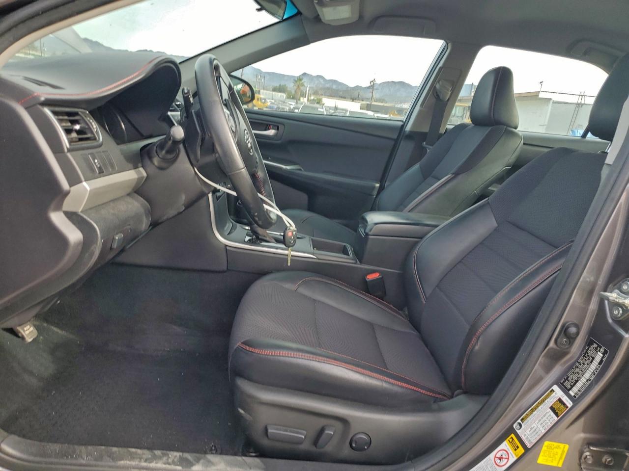 2016 TOYOTA CAMRY LE photo 19