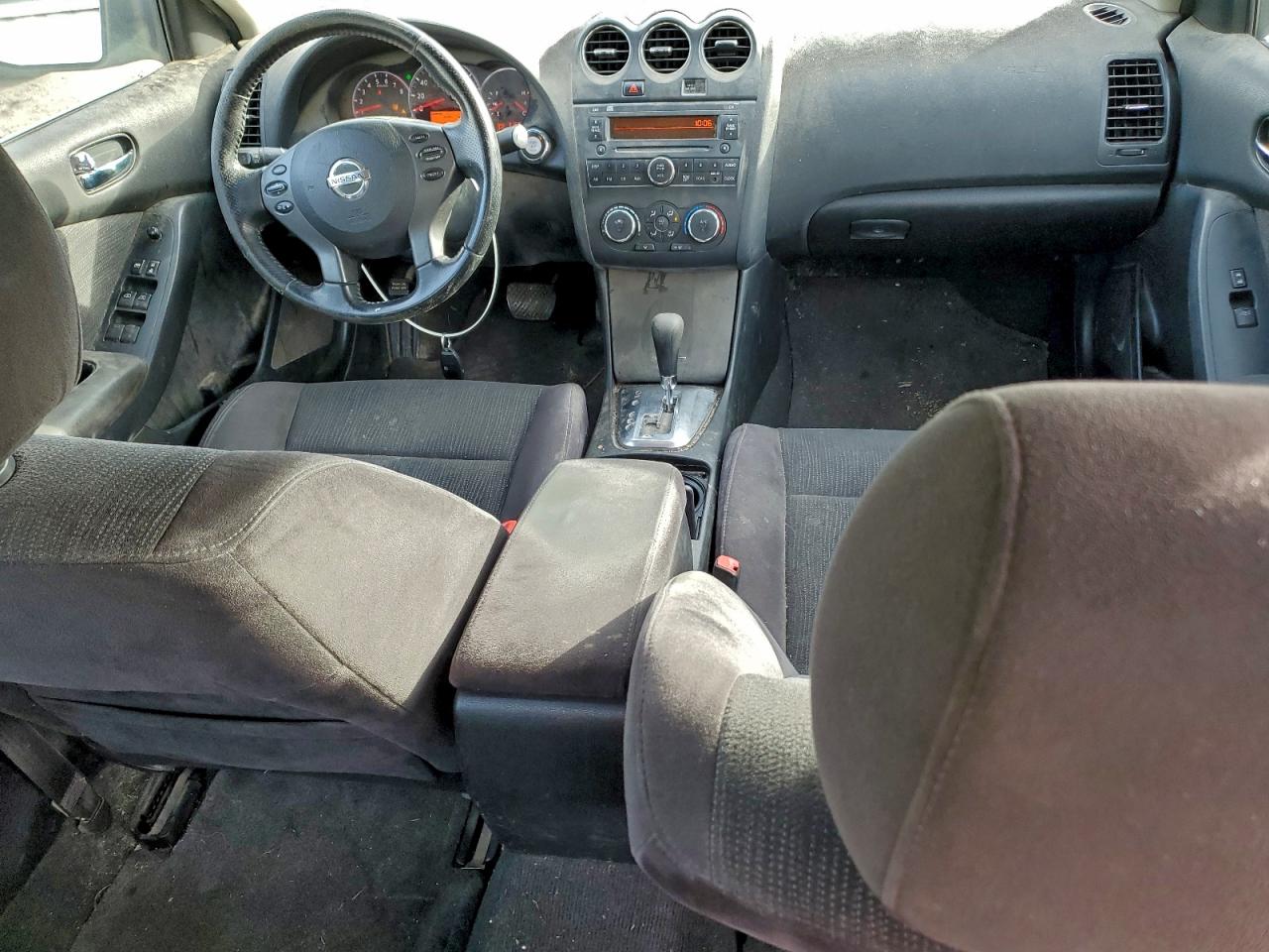 2011 NISSAN ALTIMA BASE photo 8