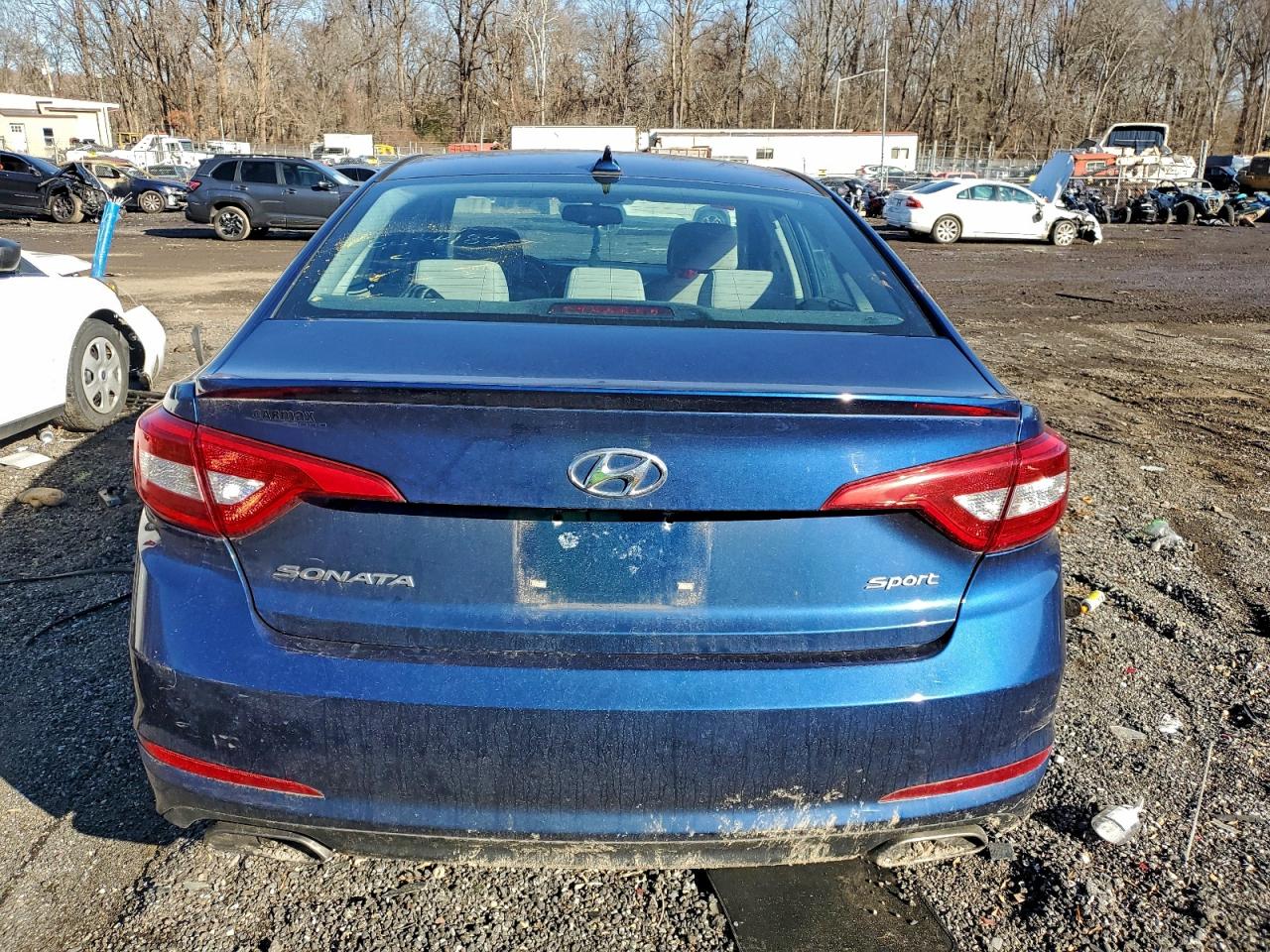 2015 HYUNDAI SONATA SPORT photo 6