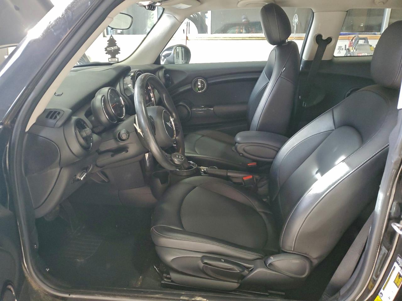 2014 MINI COOPER photo 19