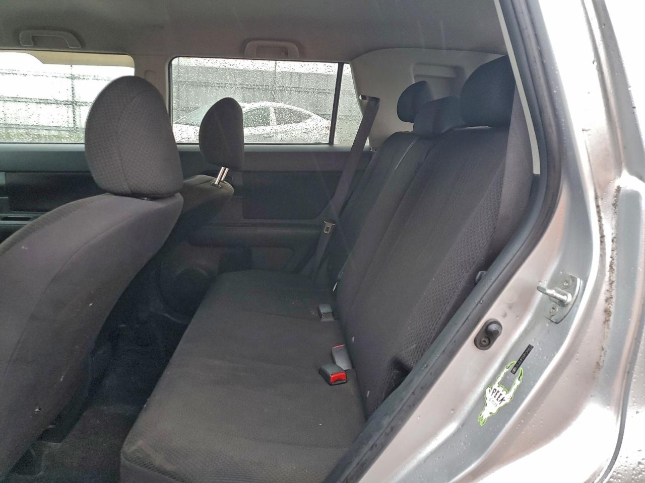 2010 TOYOTA SCION XB photo 28