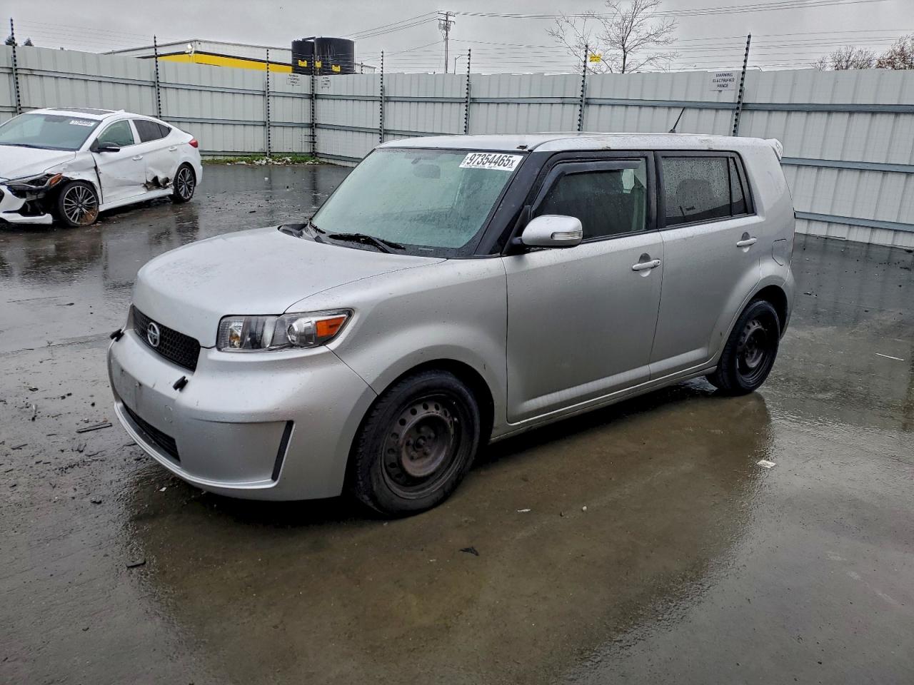 2010 TOYOTA SCION
