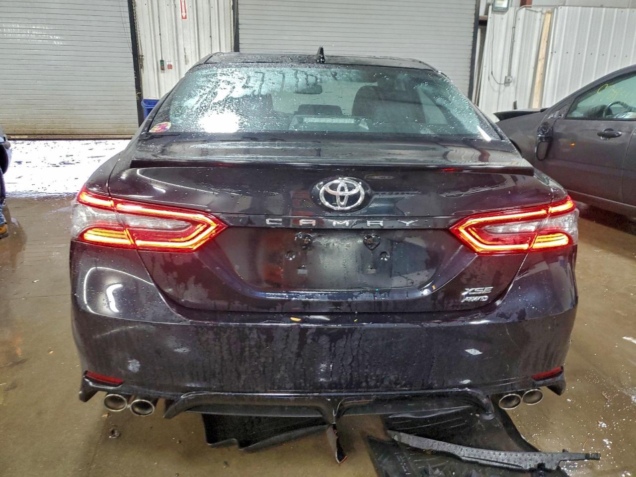 2021 TOYOTA CAMRY XSE photo 6