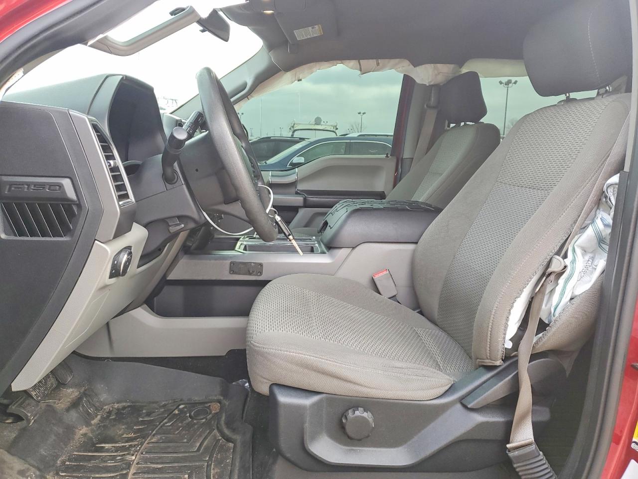 2017 FORD F150 SUPERCREW photo 25
