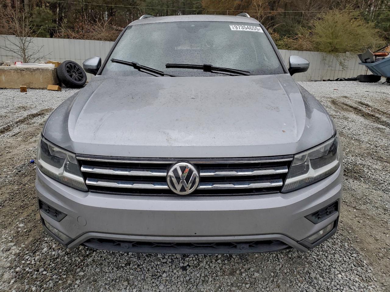 2020 VOLKSWAGEN TIGUAN SE photo 5