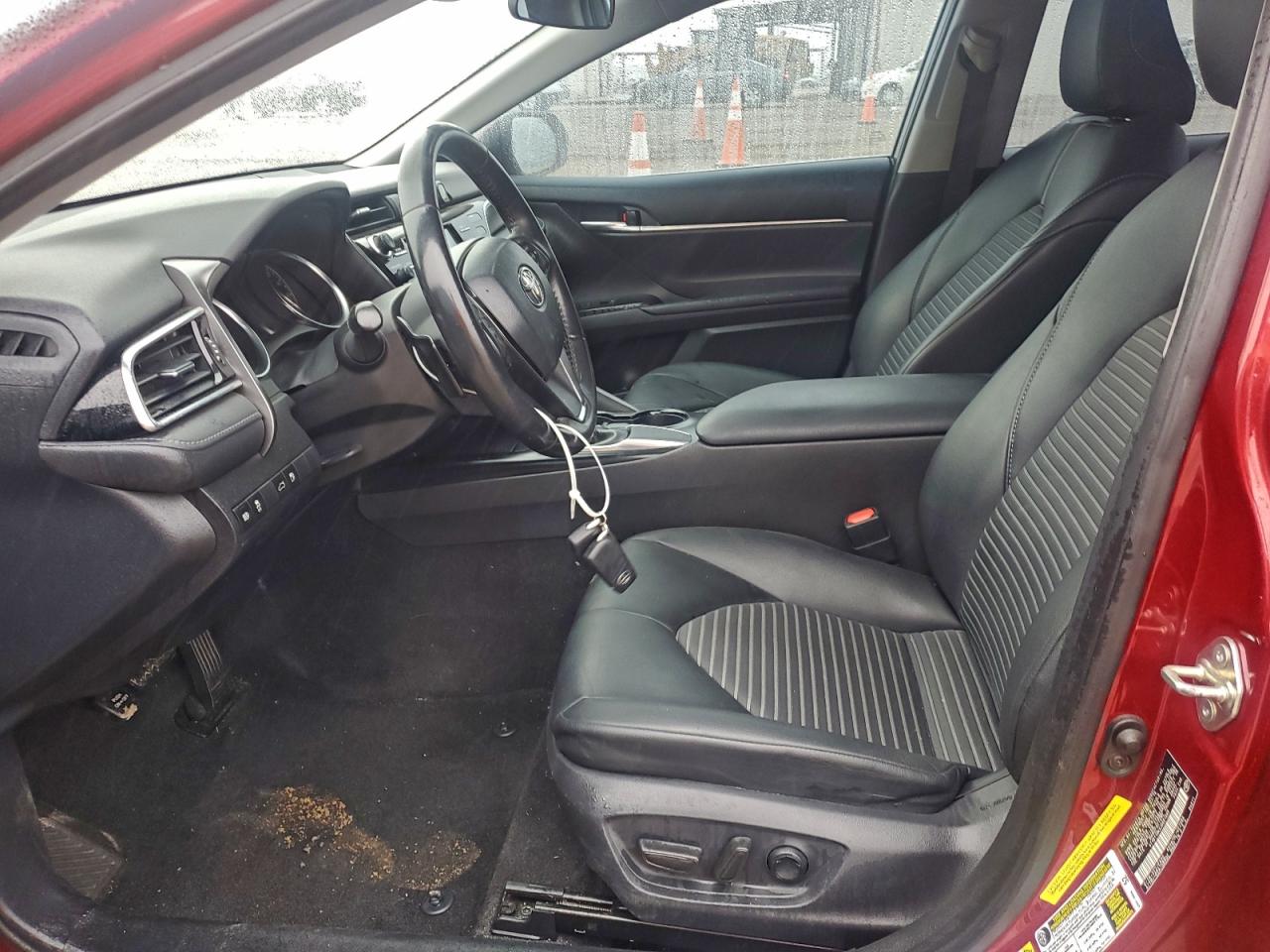 2018 TOYOTA CAMRY L photo 13