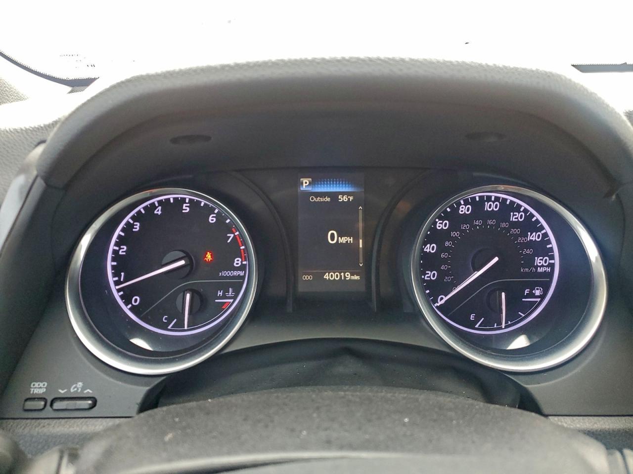 2018 TOYOTA CAMRY L photo 17