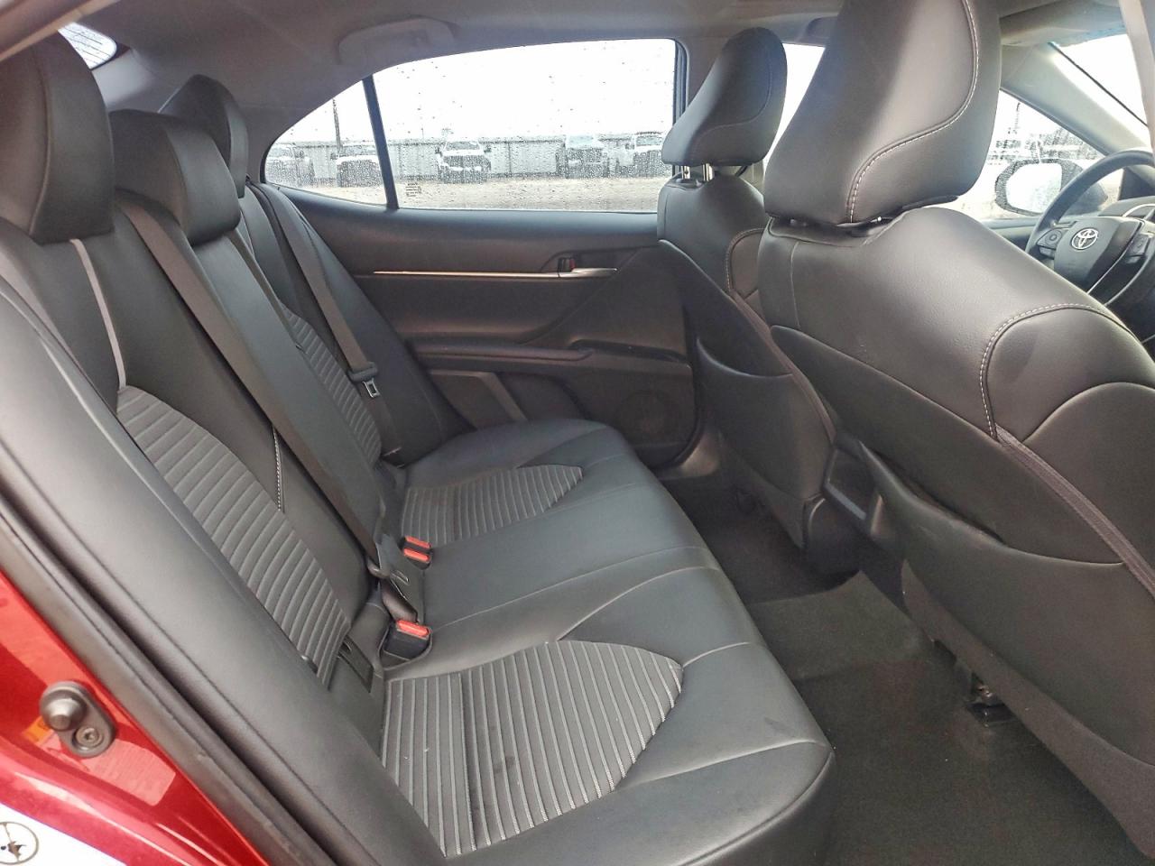 2018 TOYOTA CAMRY L photo 19