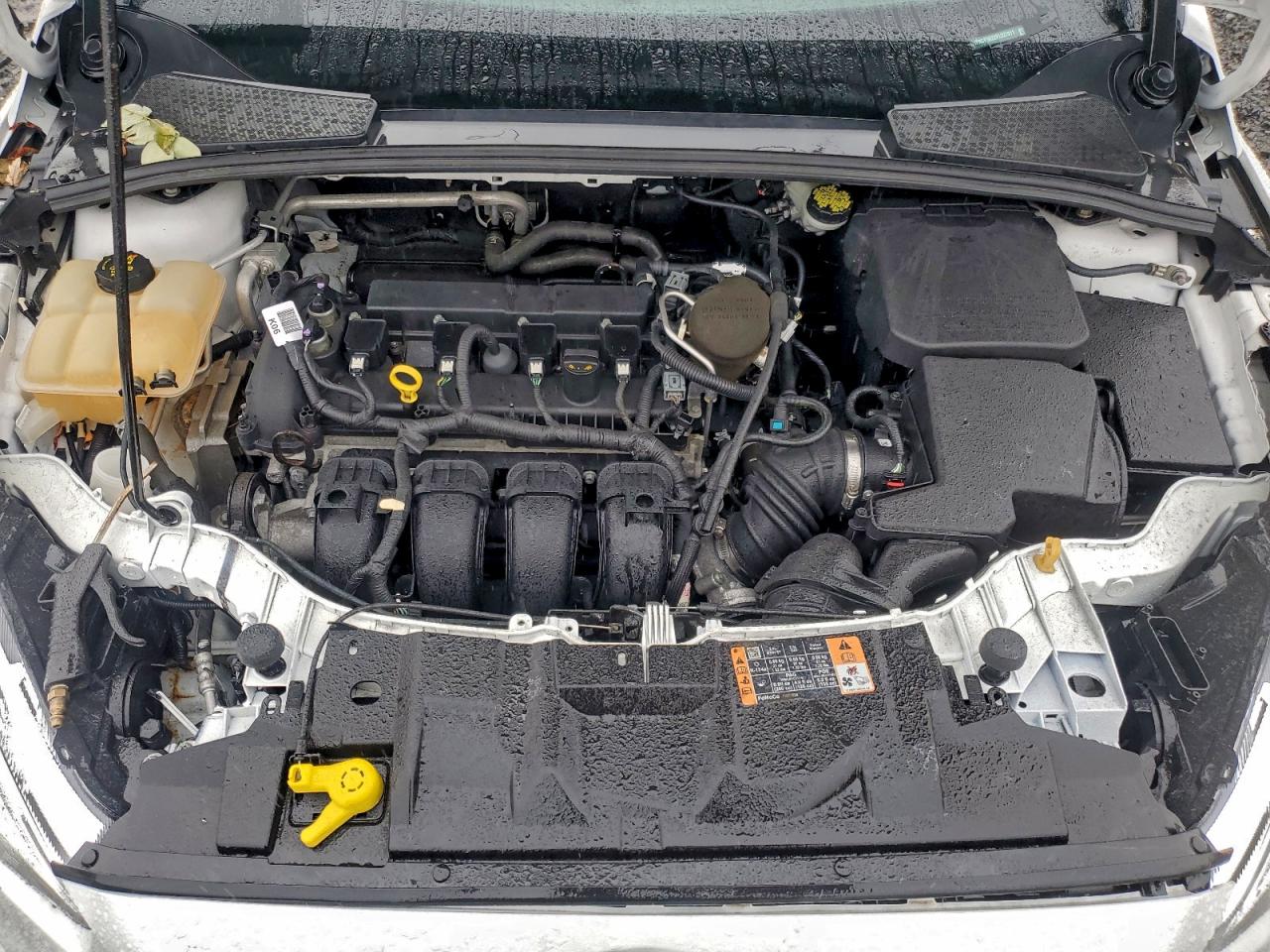 2015 FORD FOCUS SE photo 21