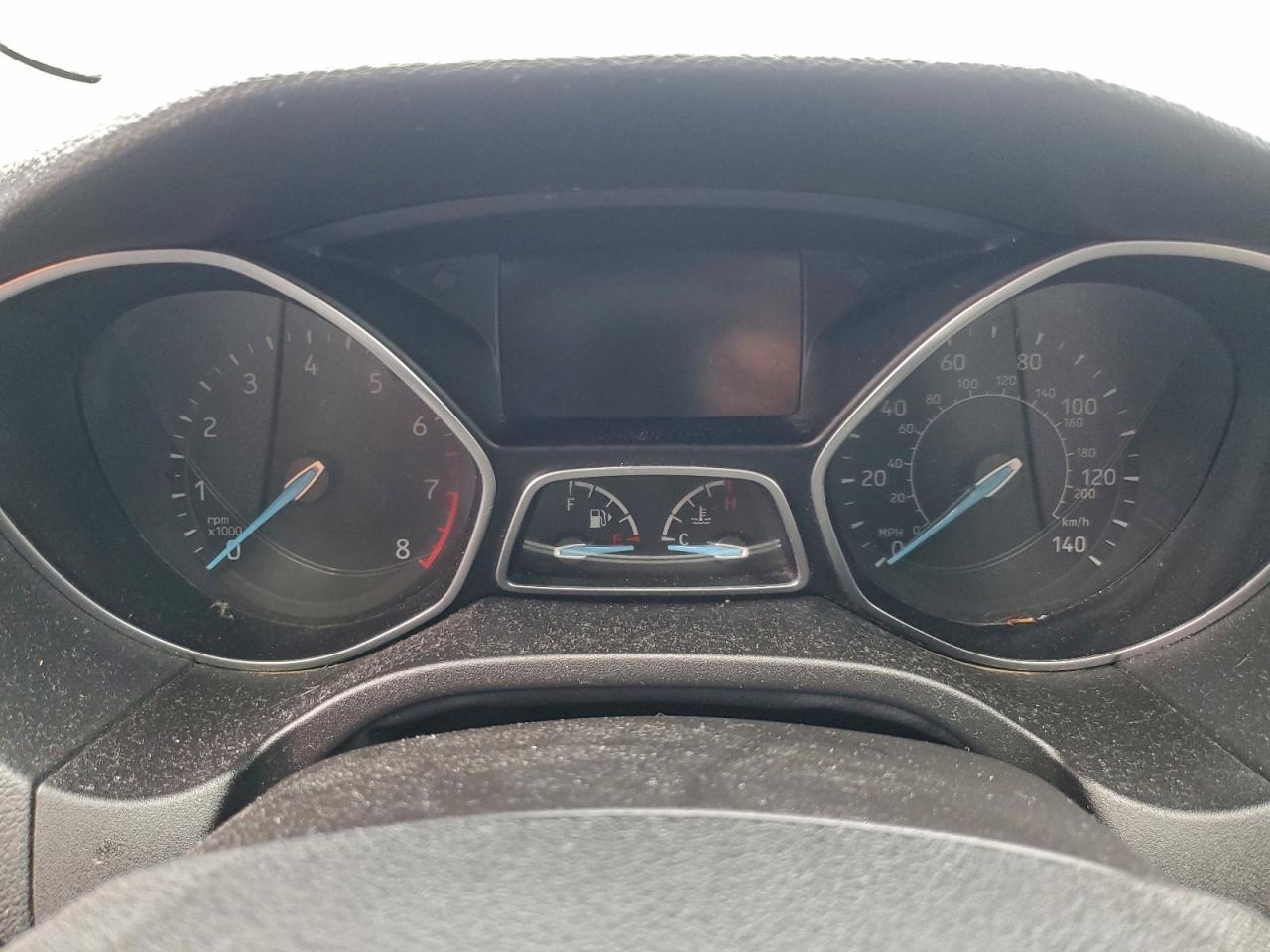 2015 FORD FOCUS SE photo 17