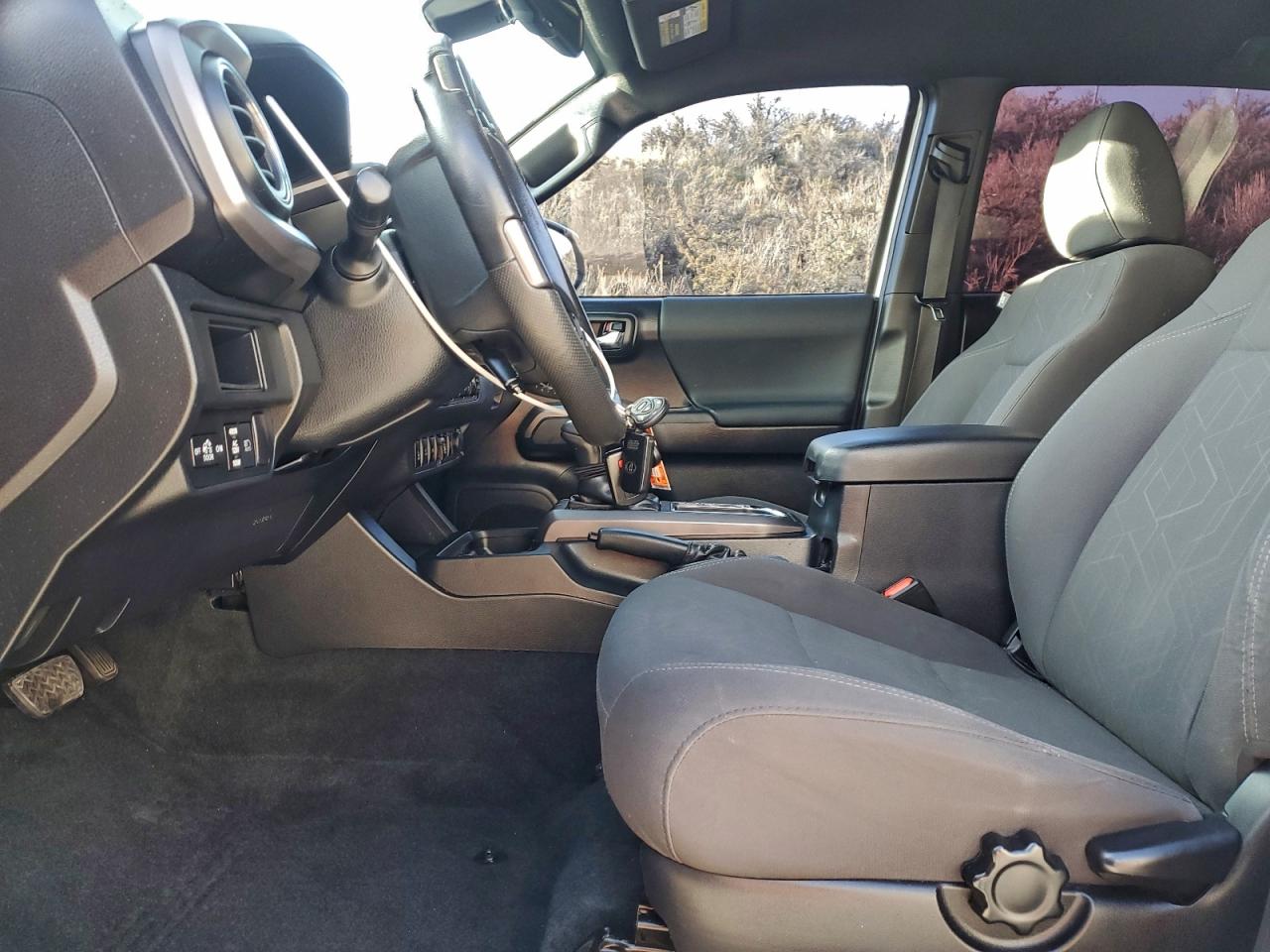 2019 TOYOTA TACOMA DOUBLE CAB photo 13