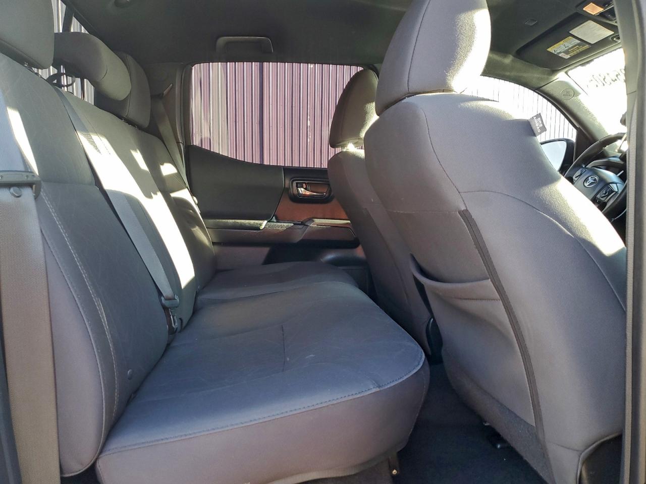 2019 TOYOTA TACOMA DOUBLE CAB photo 19
