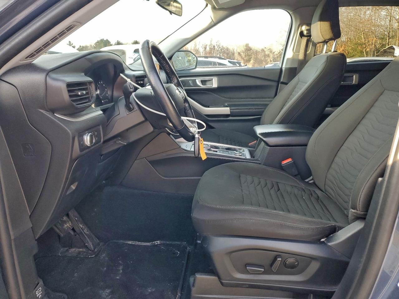 2021 FORD EXPLORER XLT photo 19