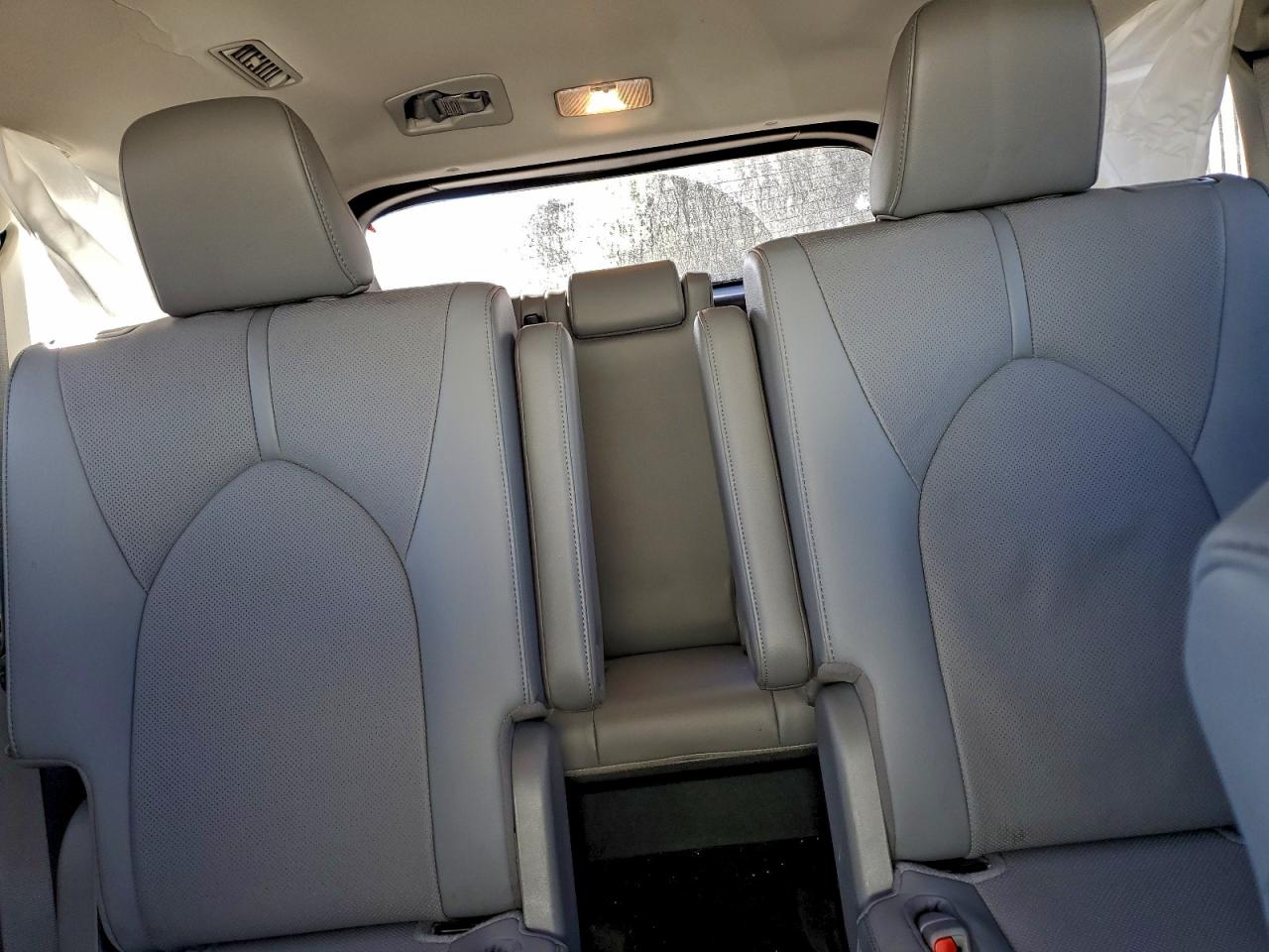 2021 TOYOTA HIGHLANDER LIMITED photo 19