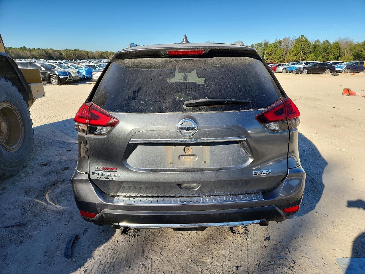 2020 NISSAN ROGUE S photo 6
