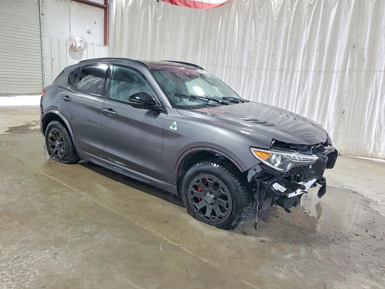 2022 ALFA ROMEO STELVIO QUADRIFOGLIO photo 4
