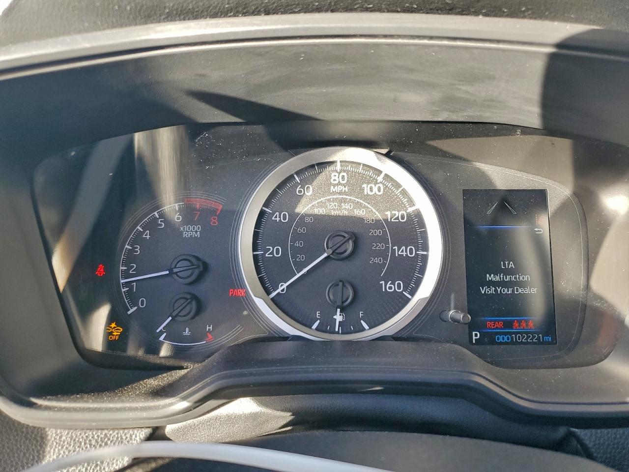 2021 TOYOTA COROLLA LE photo 17