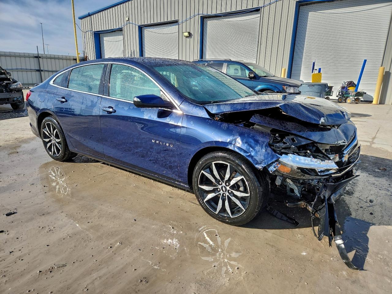 2018 CHEVROLET MALIBU LT photo 4