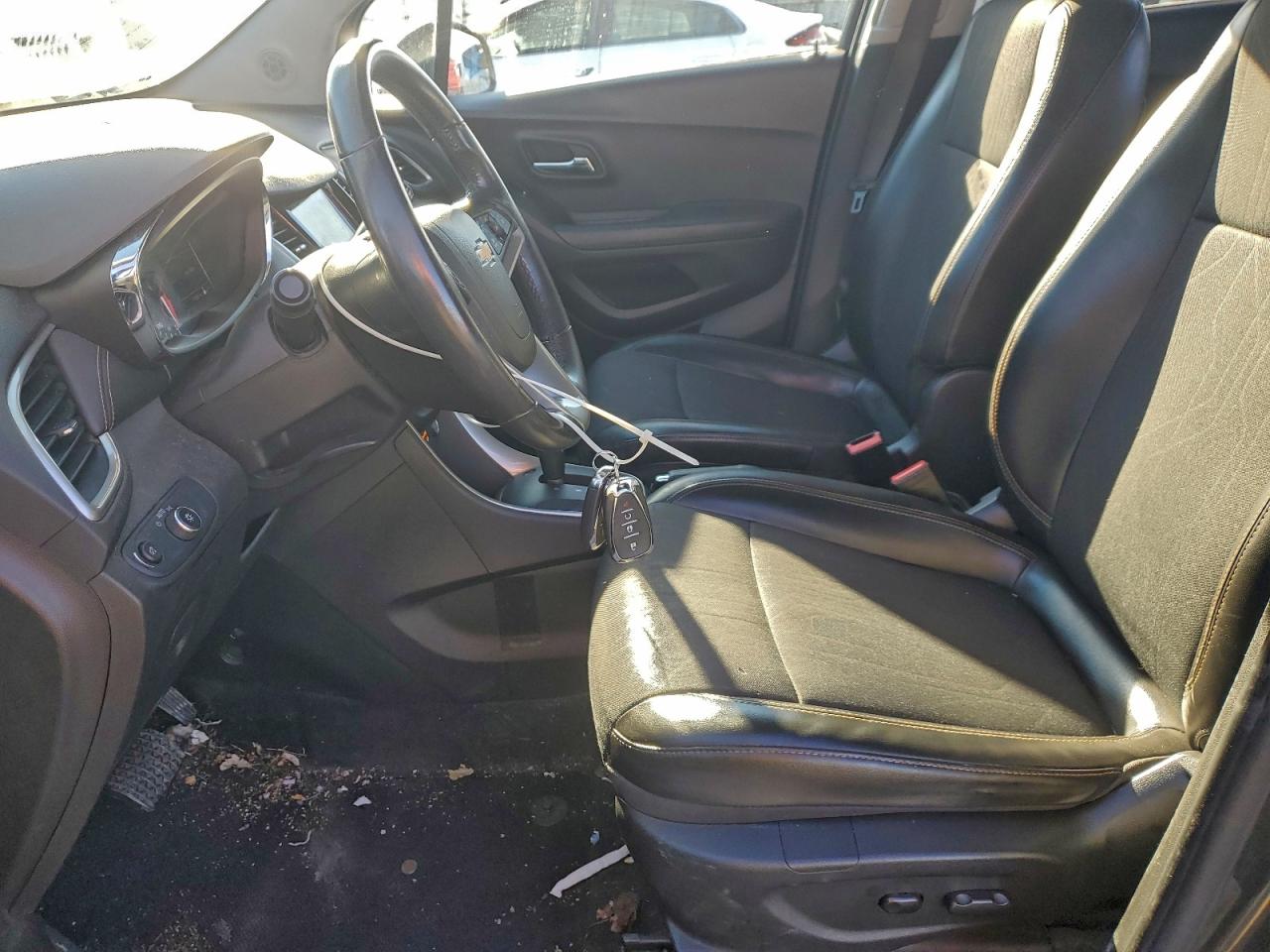 2018 CHEVROLET TRAX 1LT photo 7