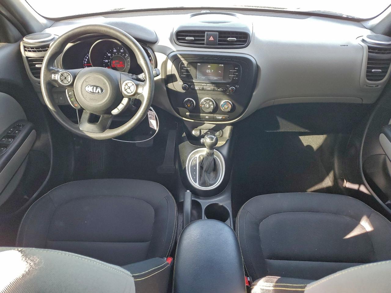 2016 KIA SOUL + photo 8
