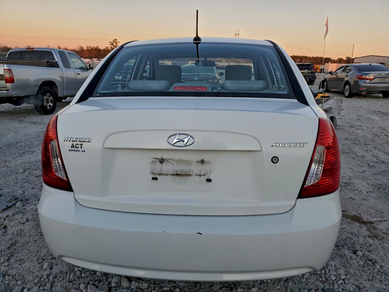2011 HYUNDAI ACCENT GLS photo 11