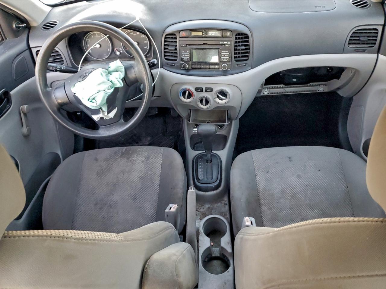 2011 HYUNDAI ACCENT GLS photo 15