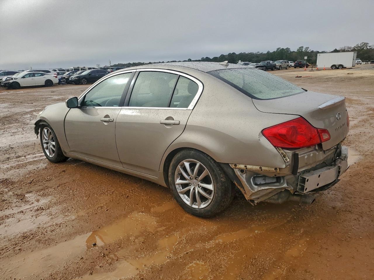 2009 INFINITI G37 BASE photo 4