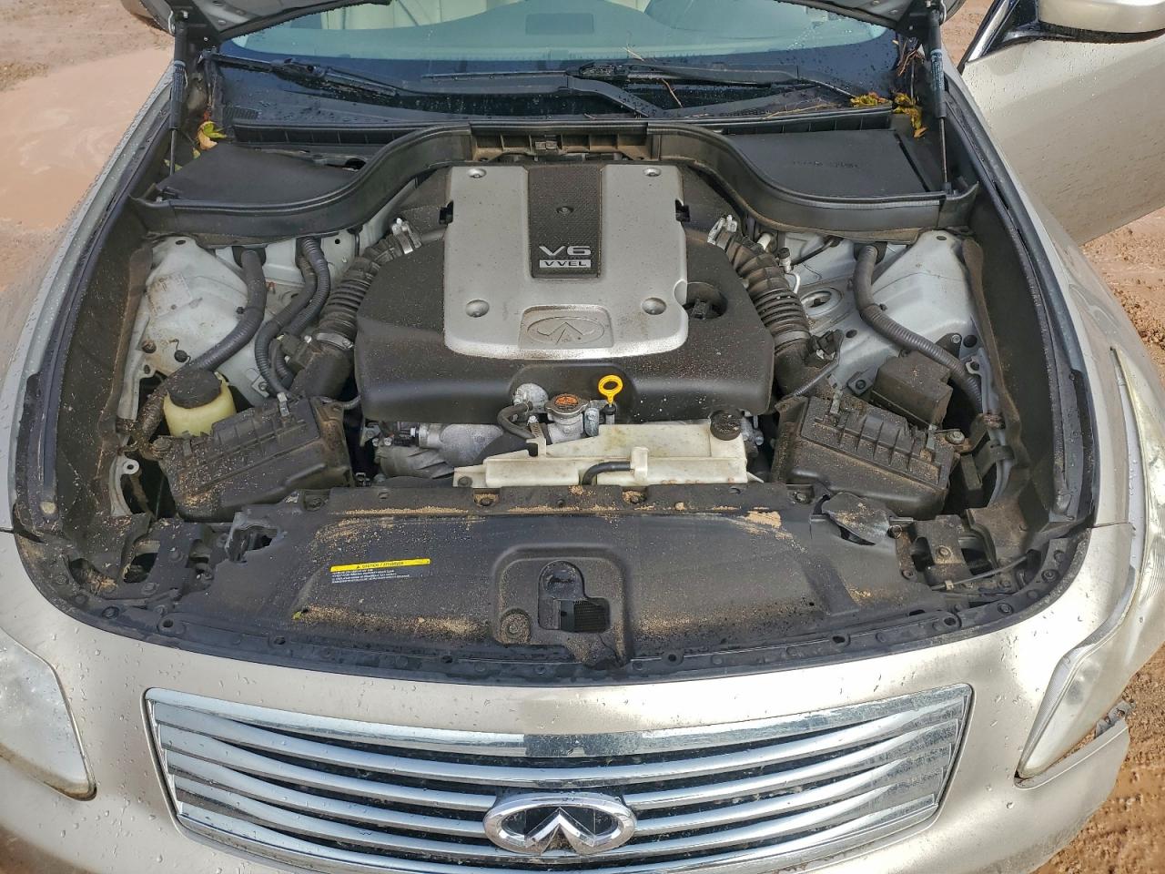 2009 INFINITI G37 BASE photo 31