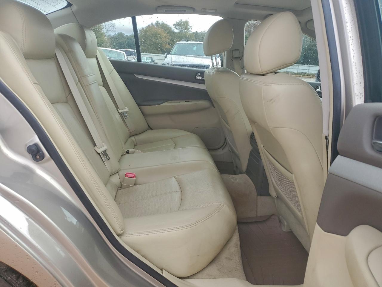2009 INFINITI G37 BASE photo 28