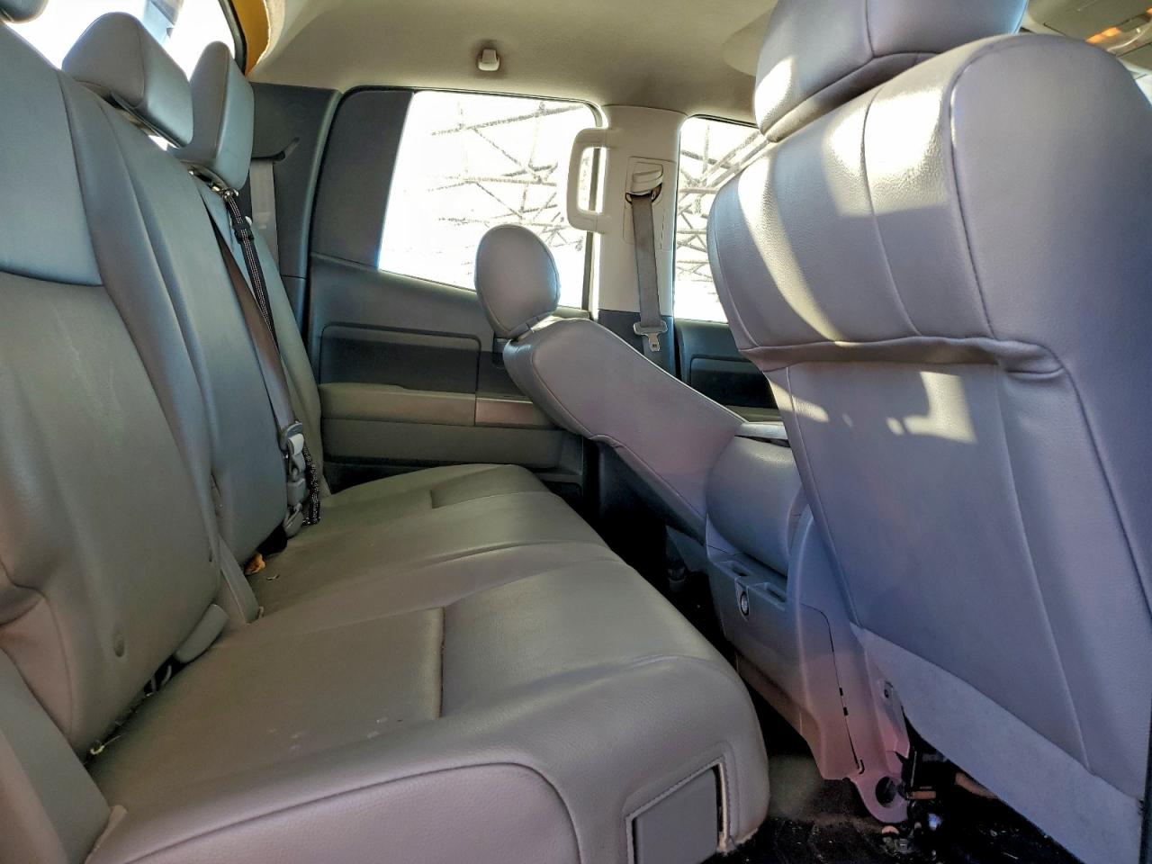 2012 TOYOTA TUNDRA DOUBLE CAB SR5 photo 10