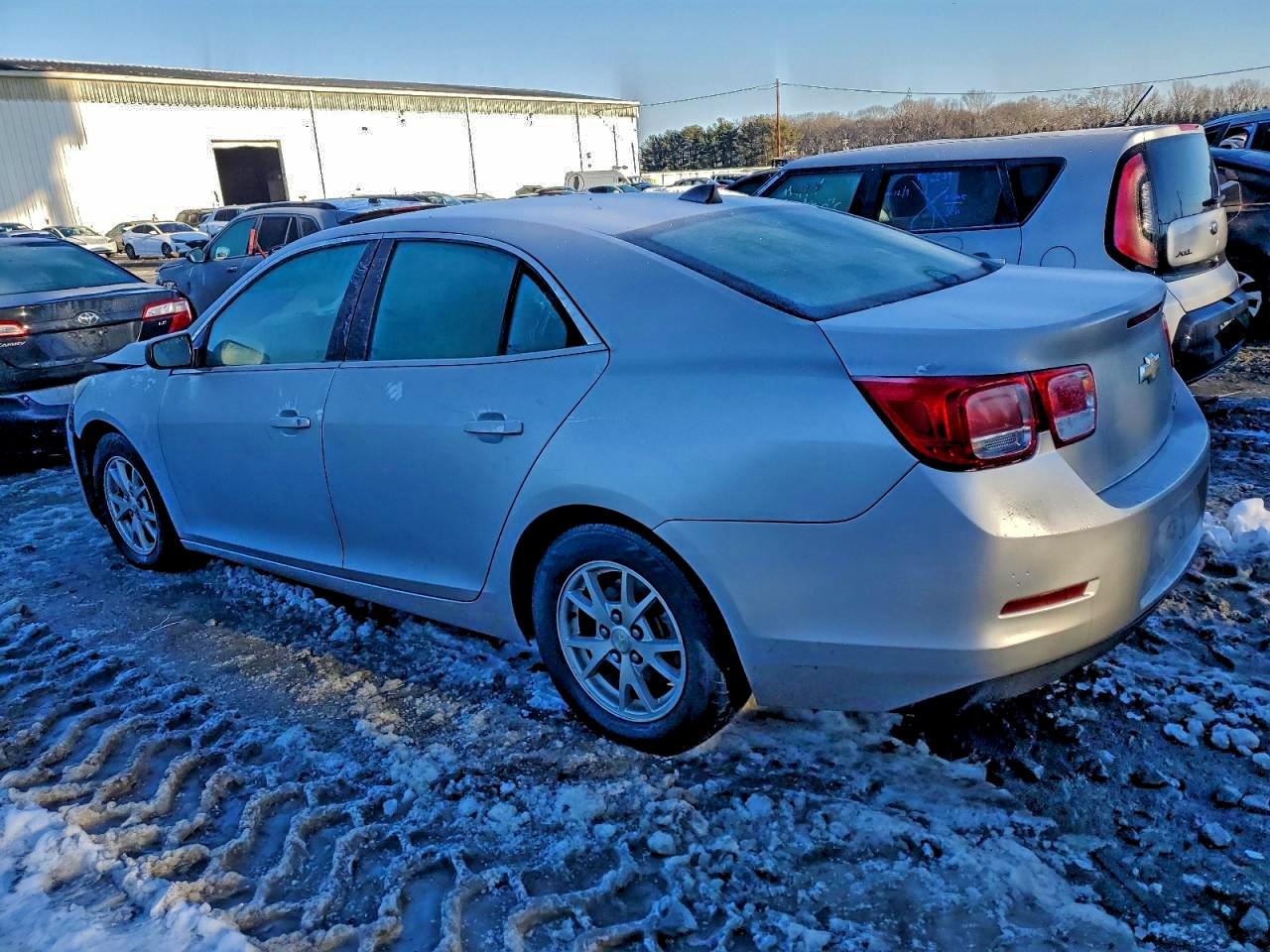 2014 CHEVROLET MALIBU LS photo 2