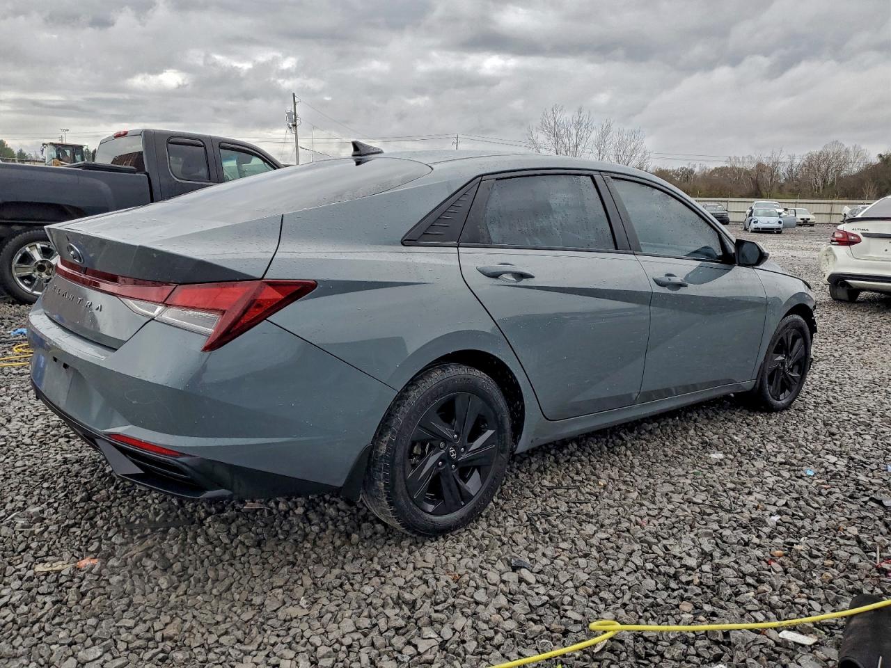 2022 HYUNDAI ELANTRA SEL photo 5