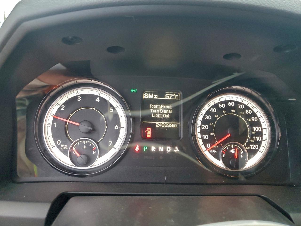 2018 RAM 1500 ST photo 17