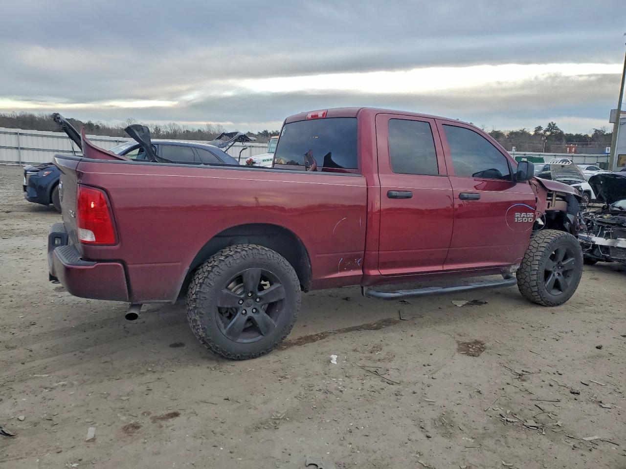 2018 RAM 1500 ST photo 5
