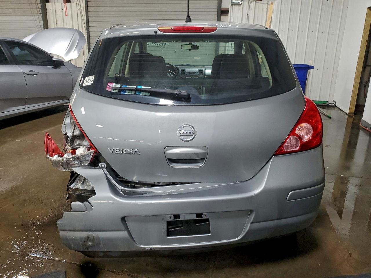 2012 NISSAN VERSA S photo 6