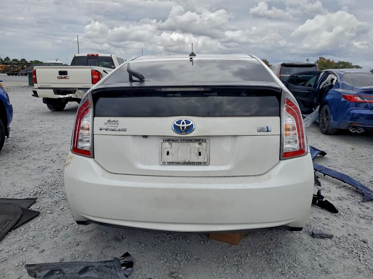 2014 TOYOTA PRIUS photo 11