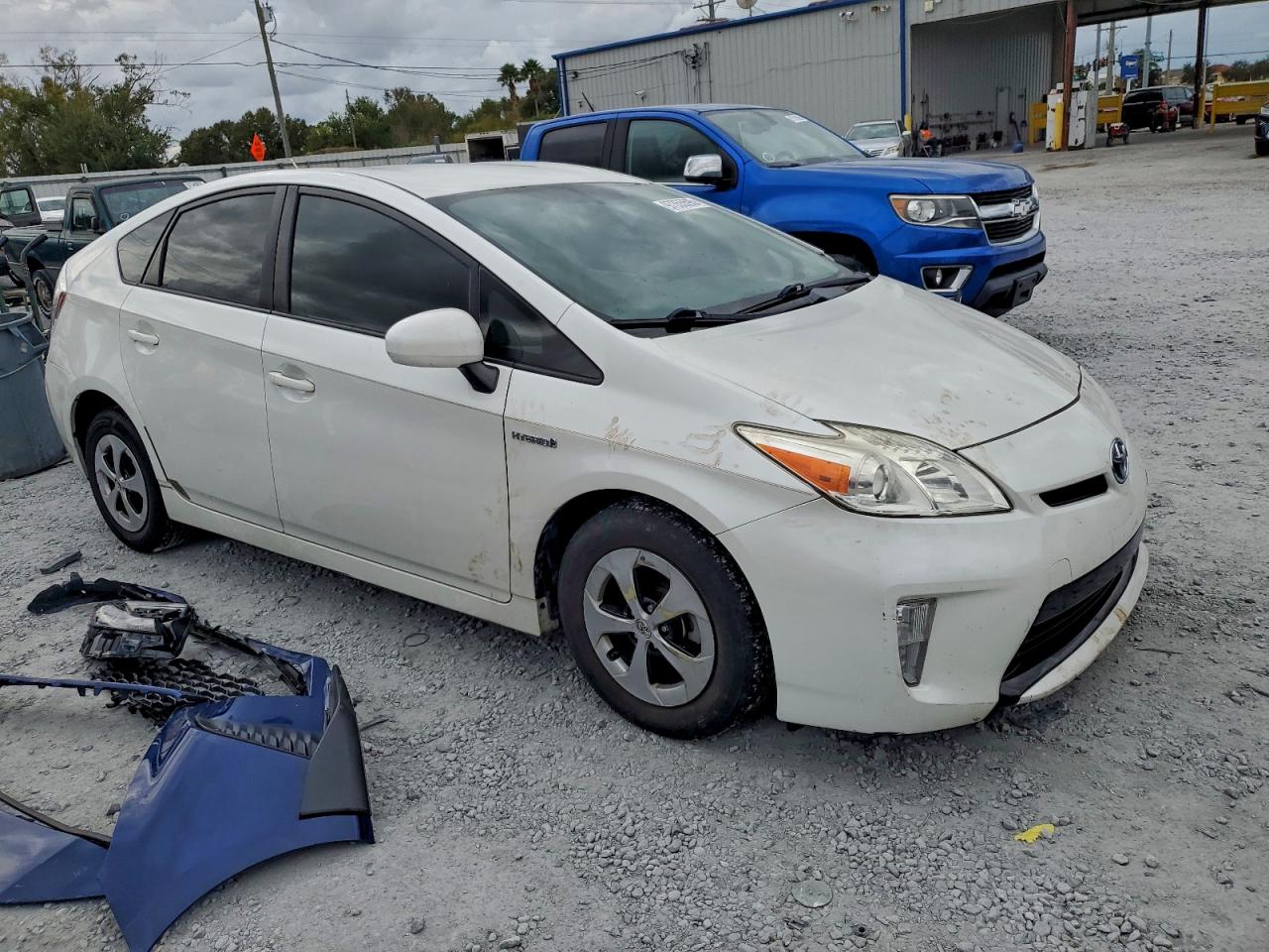 2014 TOYOTA PRIUS photo 7