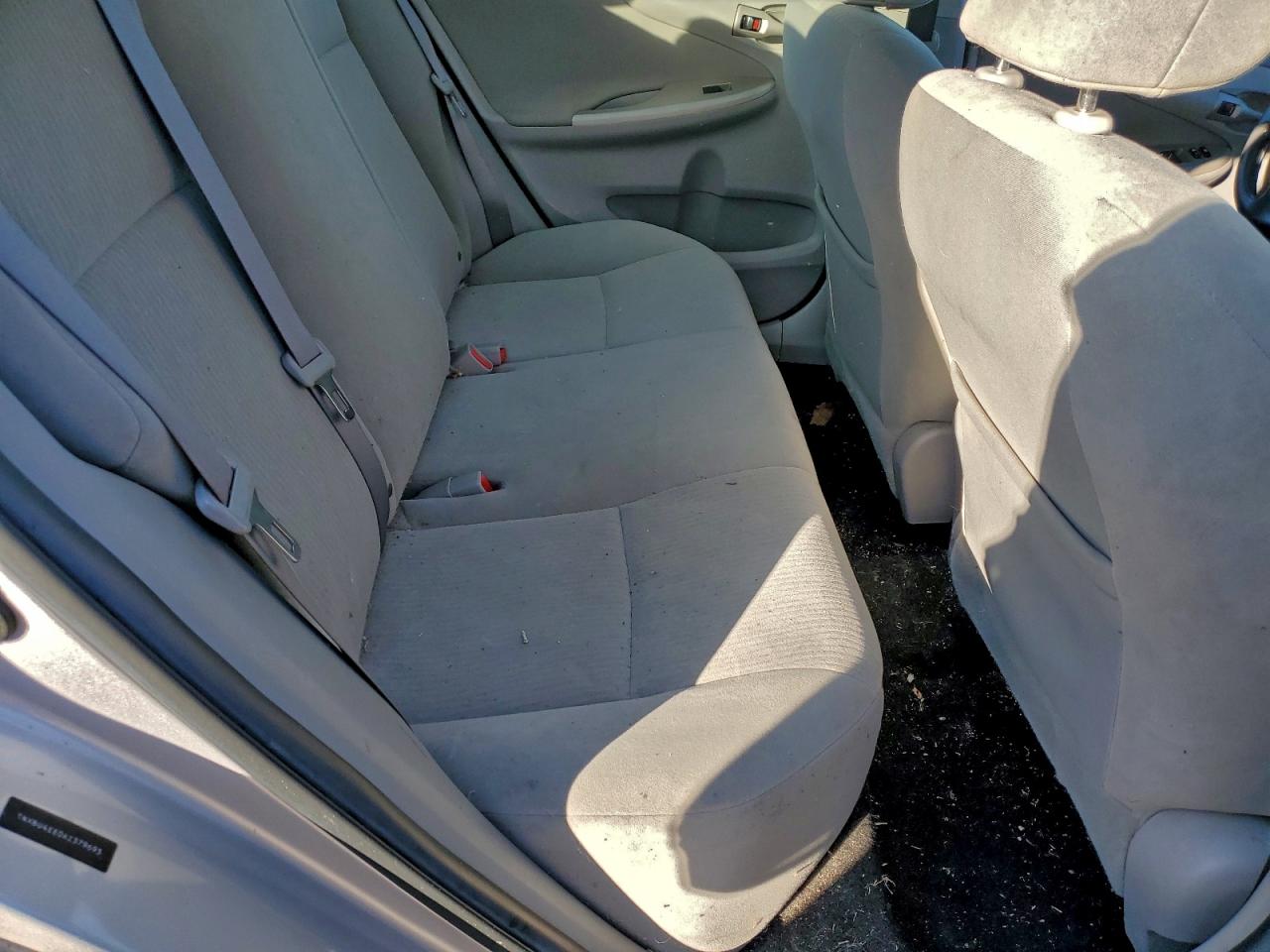 2010 TOYOTA COROLLA BASE photo 10