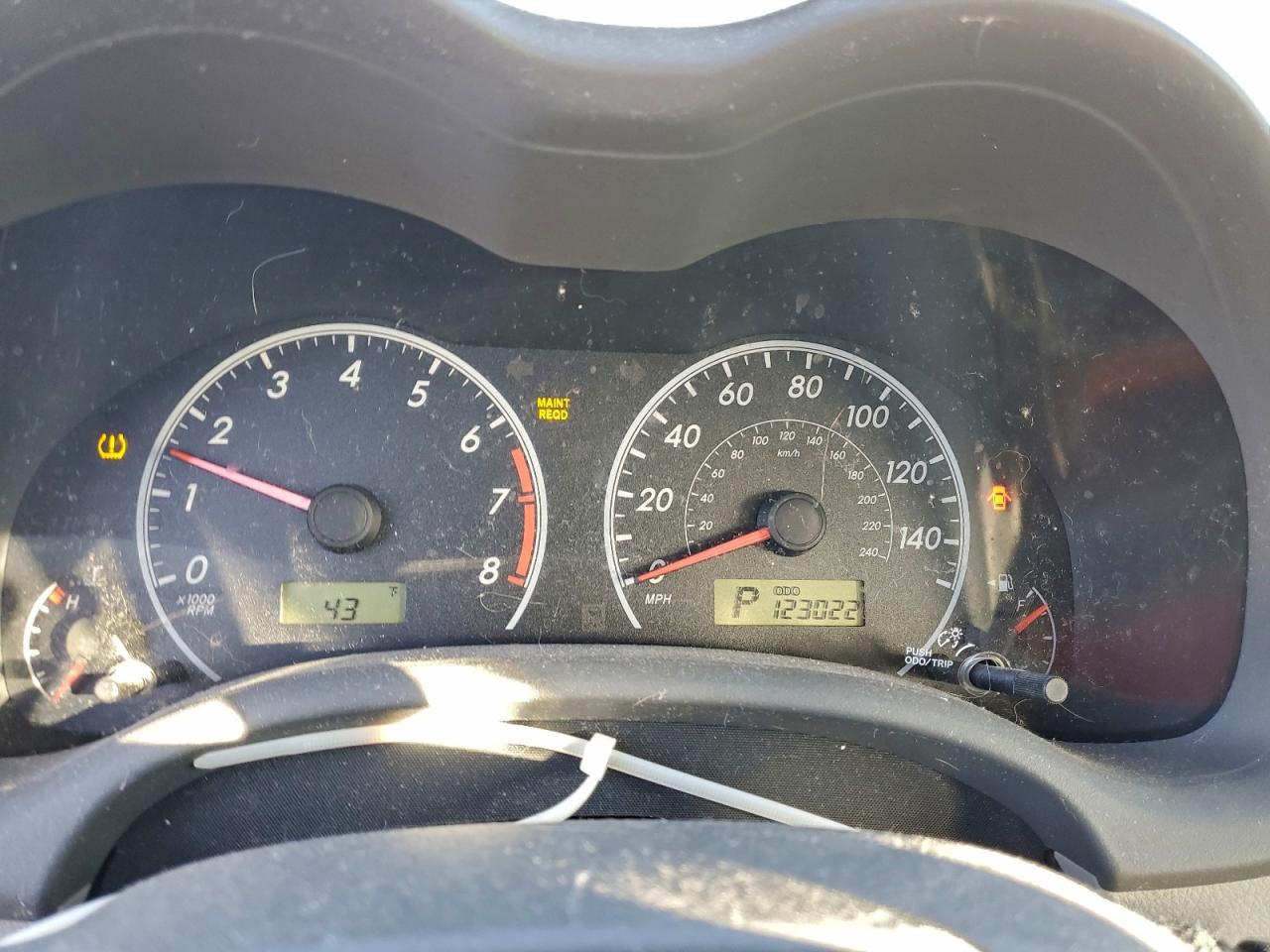 2010 TOYOTA COROLLA BASE photo 9