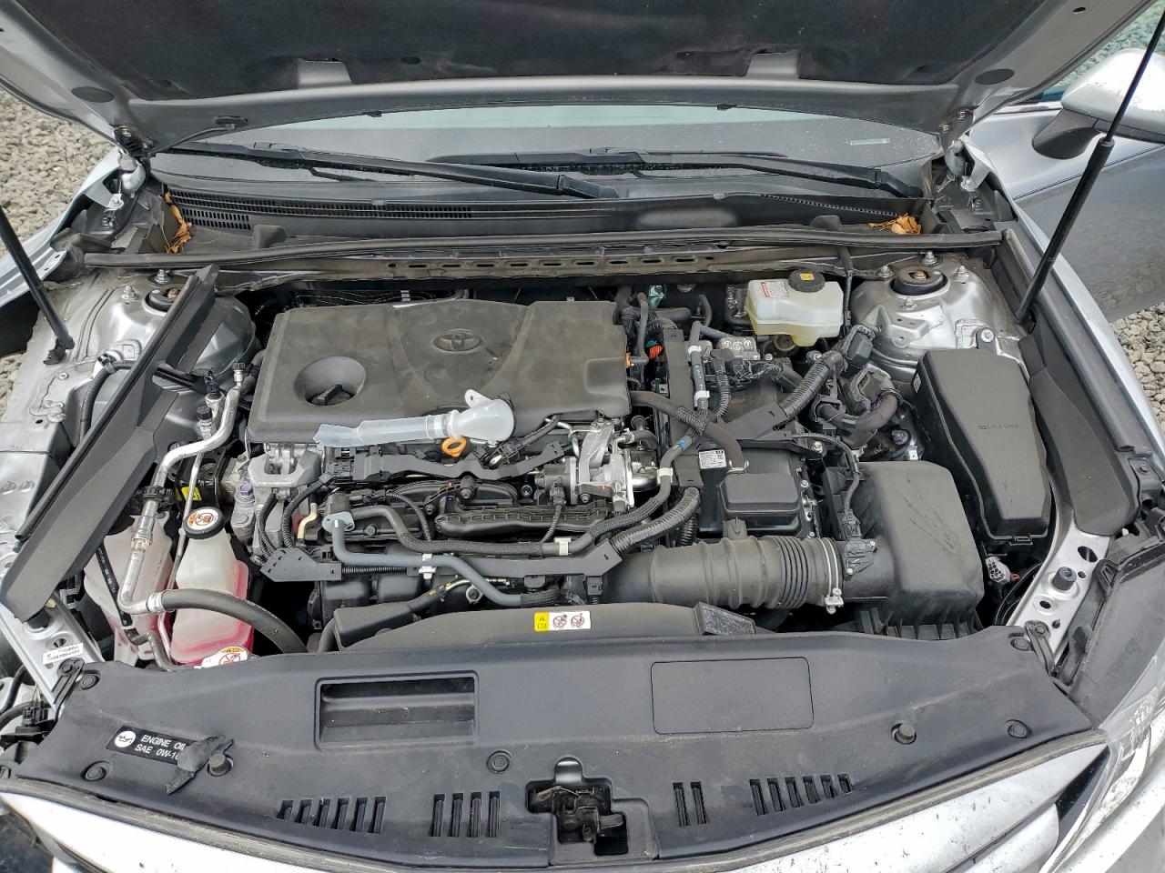 2020 TOYOTA CAMRY LE photo 11